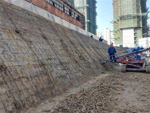 榆中建筑边坡支护